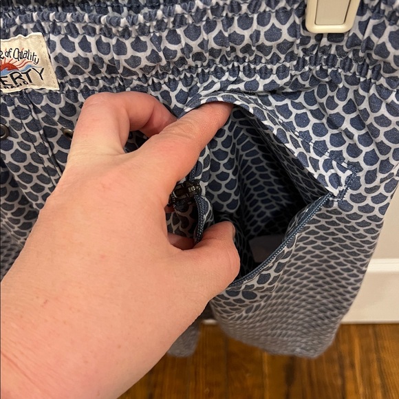 FAHERTY Beacon Trunk 7” Inseam Fishscale Batik Blue Mens Size Large - Picture 6 of 8